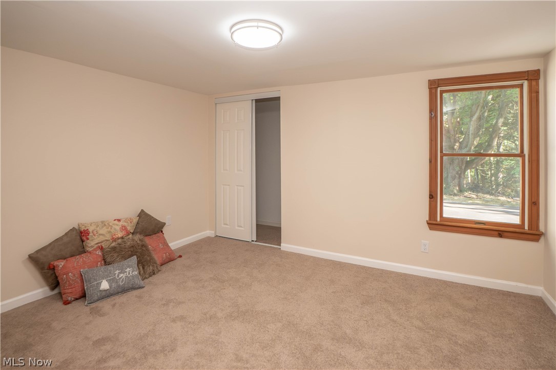 12800 Redwood Avenue NW Uniontown OH 44685