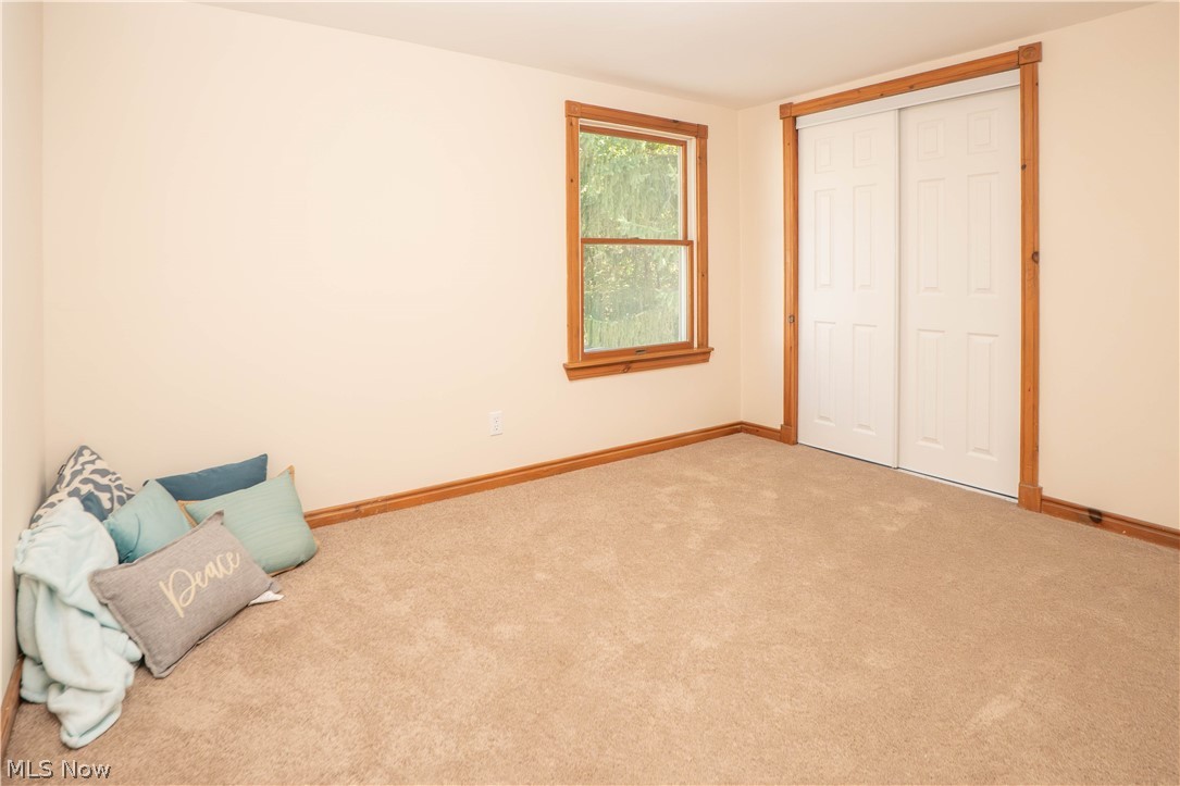 12800 Redwood Avenue NW Uniontown OH 44685