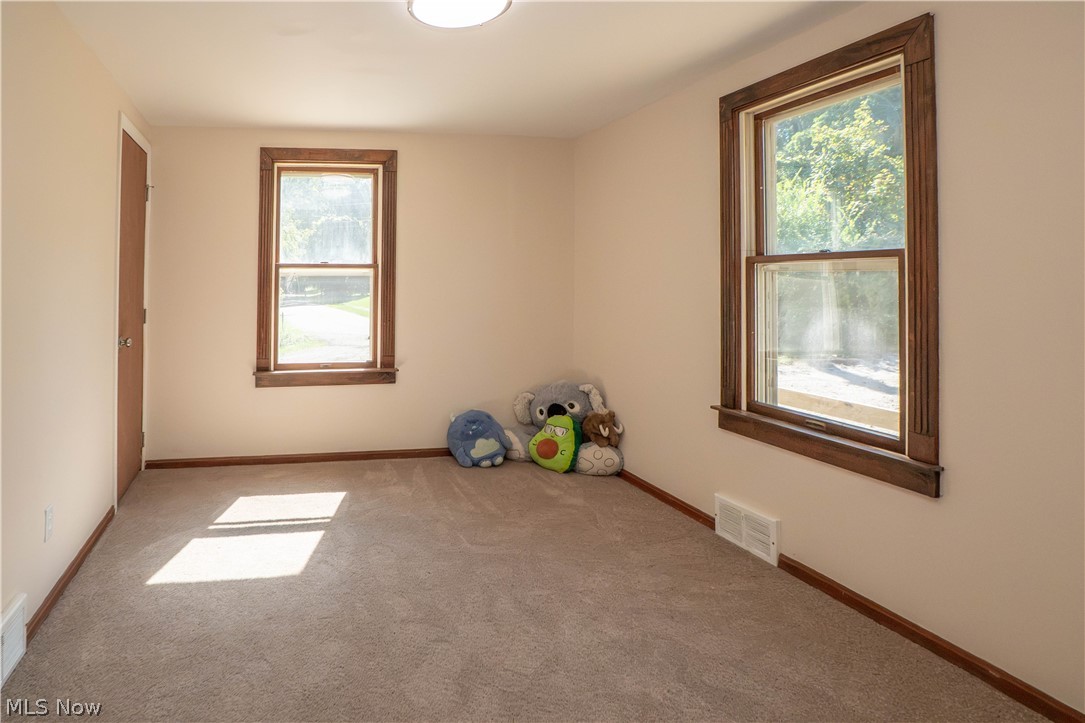 12800 Redwood Avenue NW Uniontown OH 44685