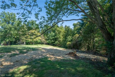 12800 Redwood Avenue NW Uniontown OH 44685