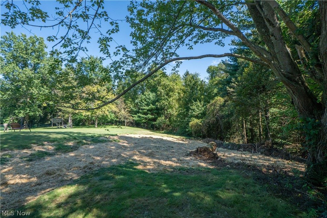 12800 Redwood Avenue NW Uniontown OH 44685