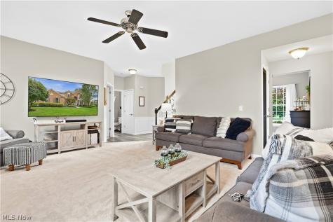 27212 Perry Circle Olmsted Twp OH 44138