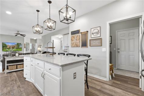 27212 Perry Circle Olmsted Twp OH 44138