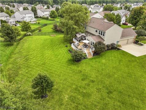 27212 Perry Circle Olmsted Twp OH 44138