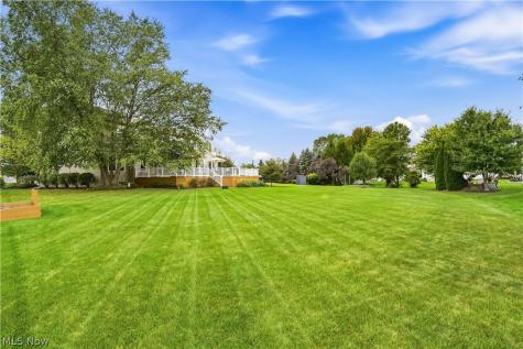 27212 Perry Circle Olmsted Twp OH 44138