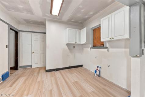 1734 Burgess Road Cleveland OH 44112