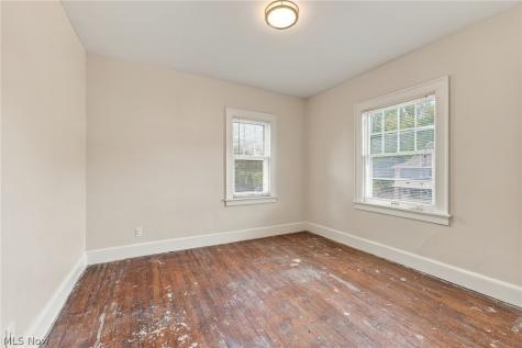 1734 Burgess Road Cleveland OH 44112