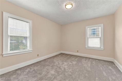 1734 Burgess Road Cleveland OH 44112