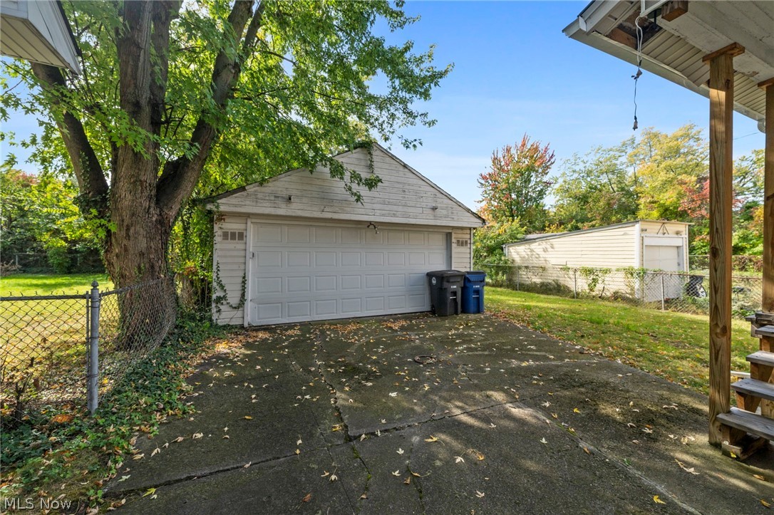 1734 Burgess Road Cleveland OH 44112