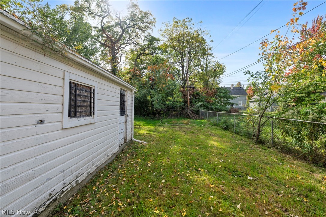 1734 Burgess Road Cleveland OH 44112