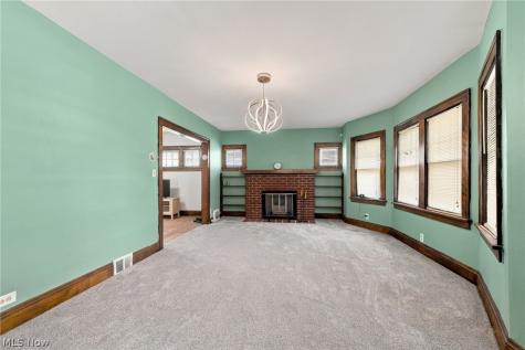 1734 Burgess Road Cleveland OH 44112