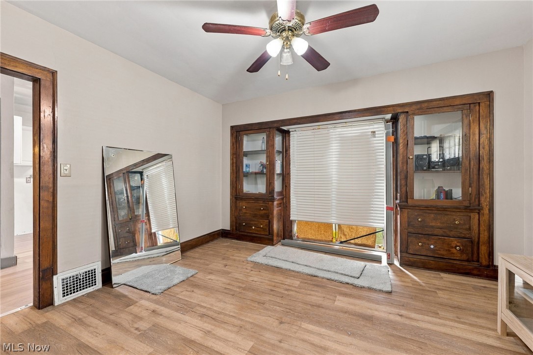 1734 Burgess Road Cleveland OH 44112