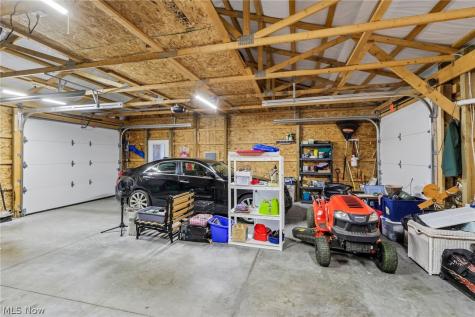 170 17th Street NW Barberton OH 44203
