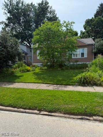 2486 8th Street Cuyahoga Falls OH 44221