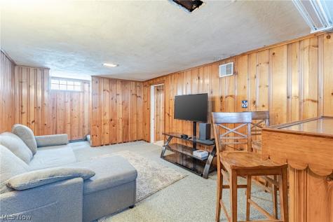 3342 W 155th Street Cleveland OH 44111