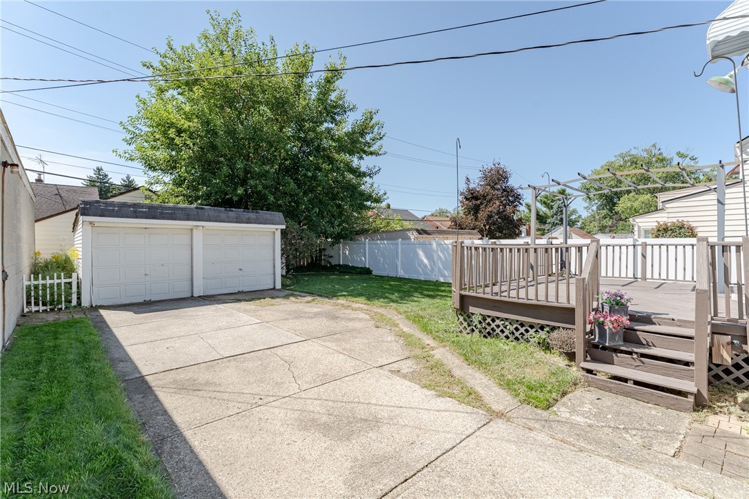 3342 W 155th Street Cleveland OH 44111