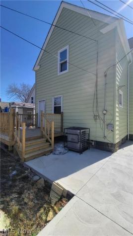 7728 Colgate Avenue Cleveland OH 44102