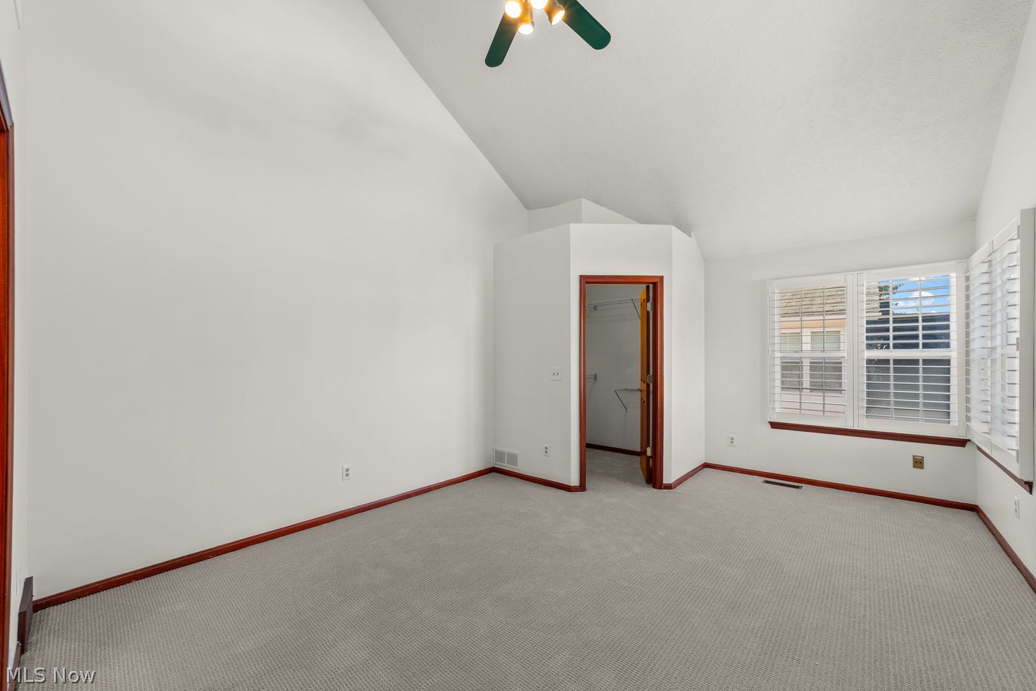 33 Vista Circle North Olmsted OH 44070