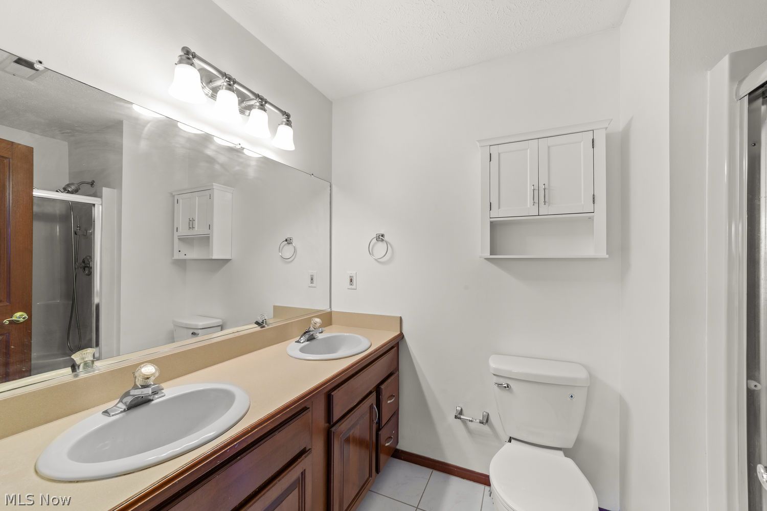 33 Vista Circle North Olmsted OH 44070