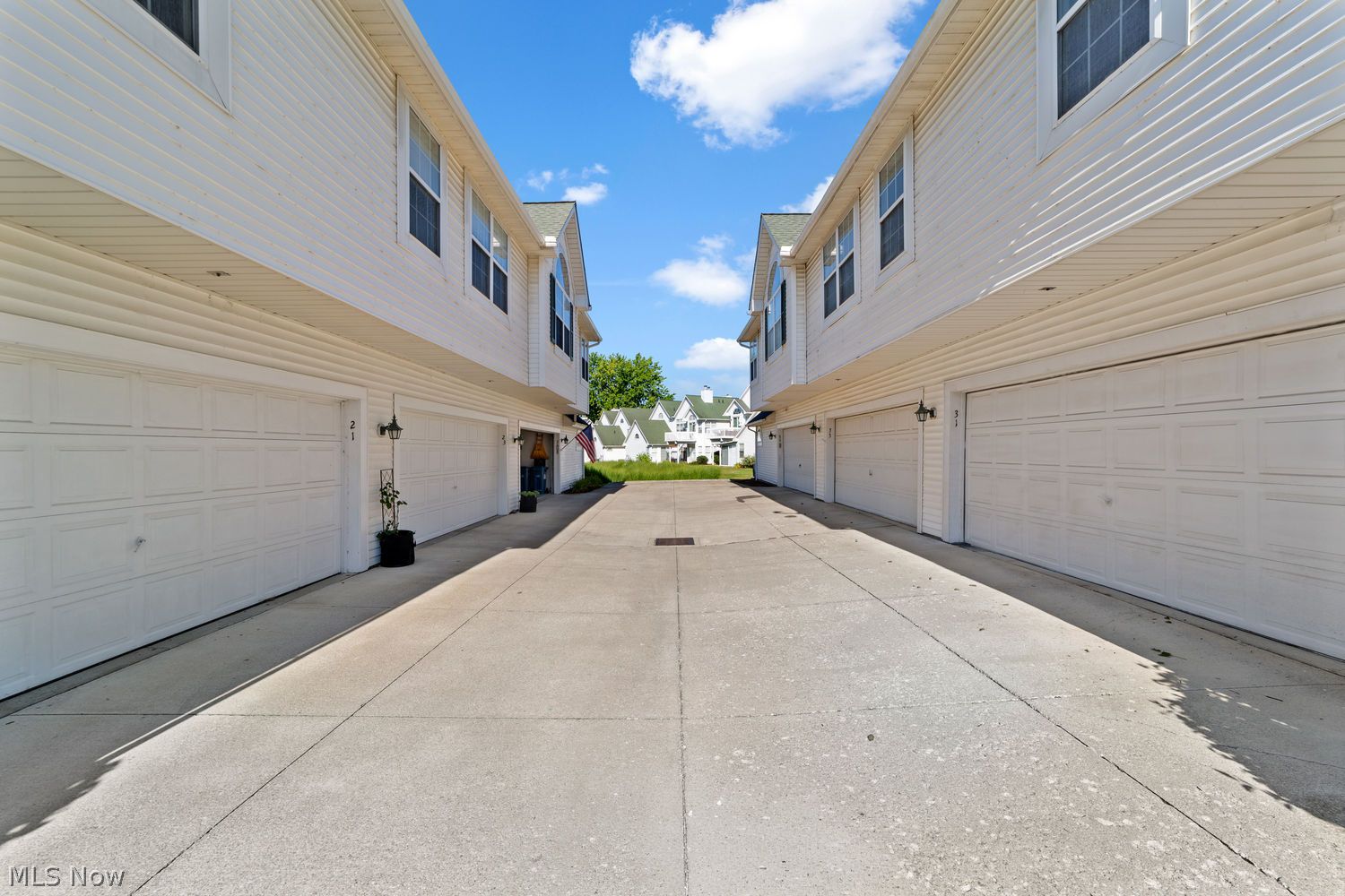 33 Vista Circle North Olmsted OH 44070