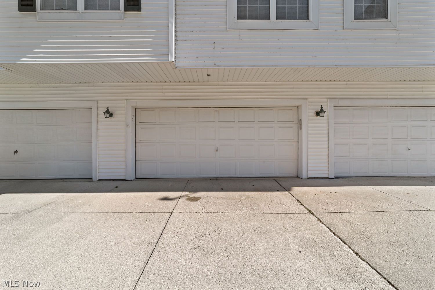 33 Vista Circle North Olmsted OH 44070