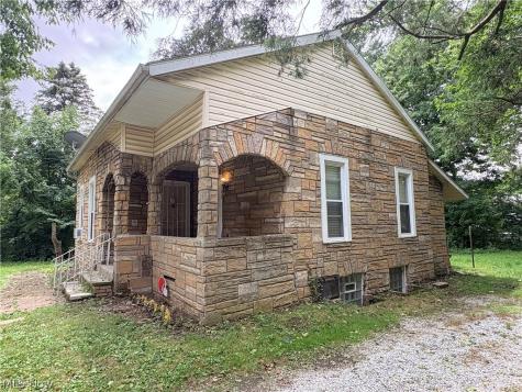 572 East Avenue Akron OH 44320