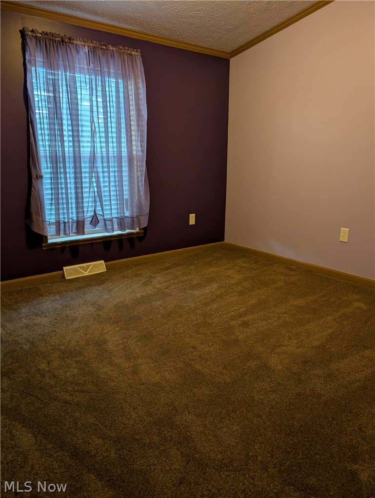 13683 E Pike Road Cambridge OH 43725