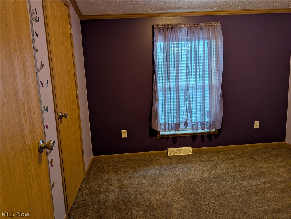 13683 E Pike Road Cambridge OH 43725