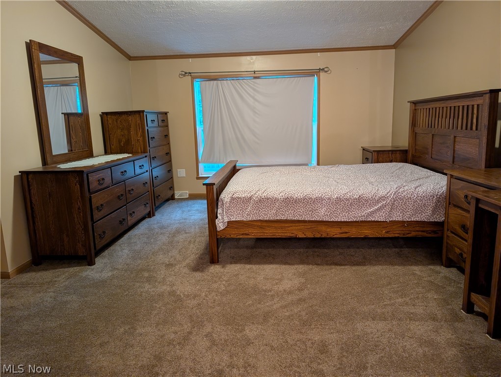 13683 E Pike Road Cambridge OH 43725