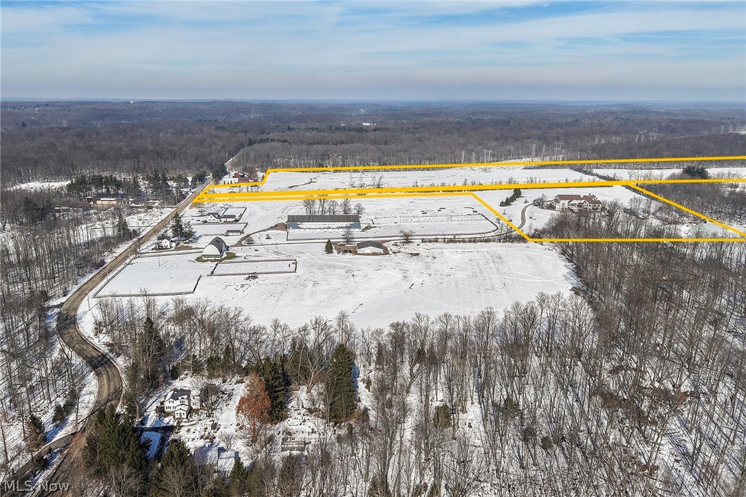 9419 Robinson Road Chardon OH 44024