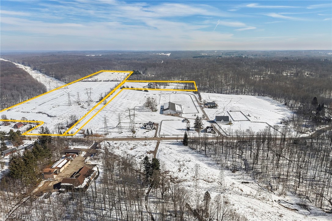 9419 Robinson Road Chardon OH 44024