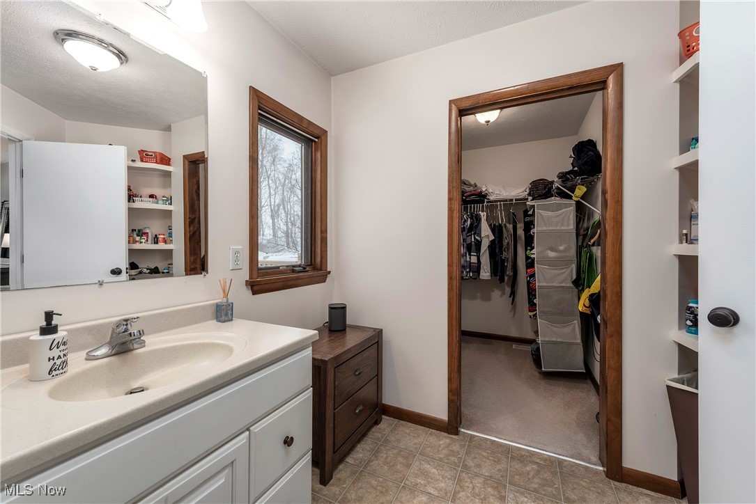 4505 Bramley Drive Mantua OH 44255