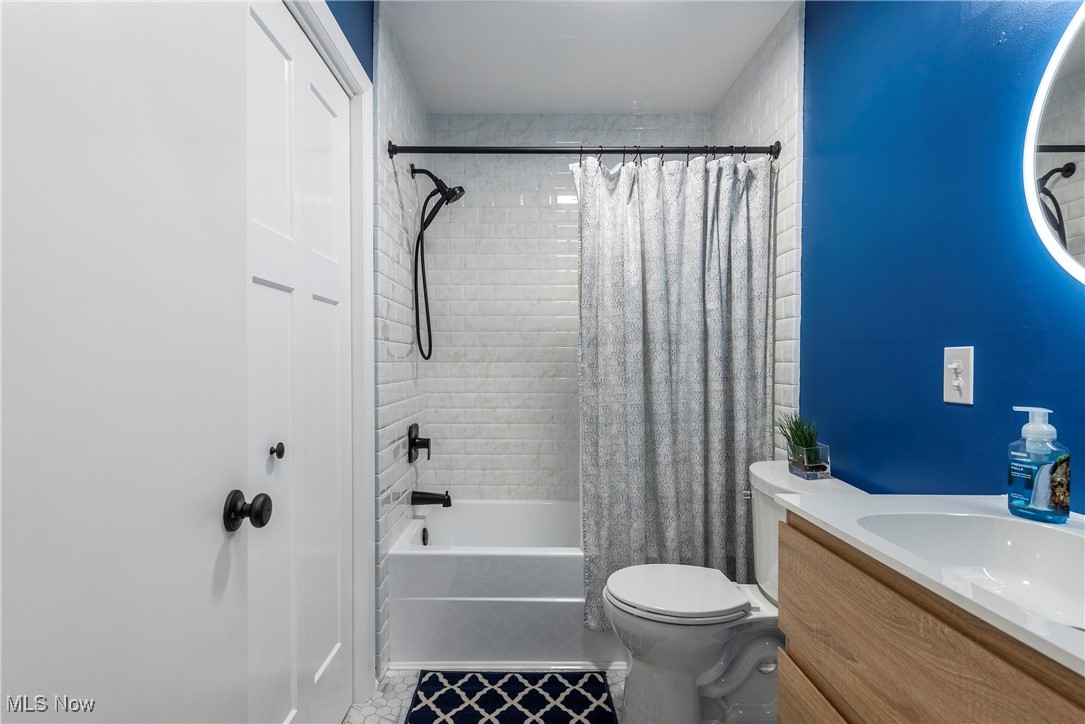 4505 Bramley Drive Mantua OH 44255