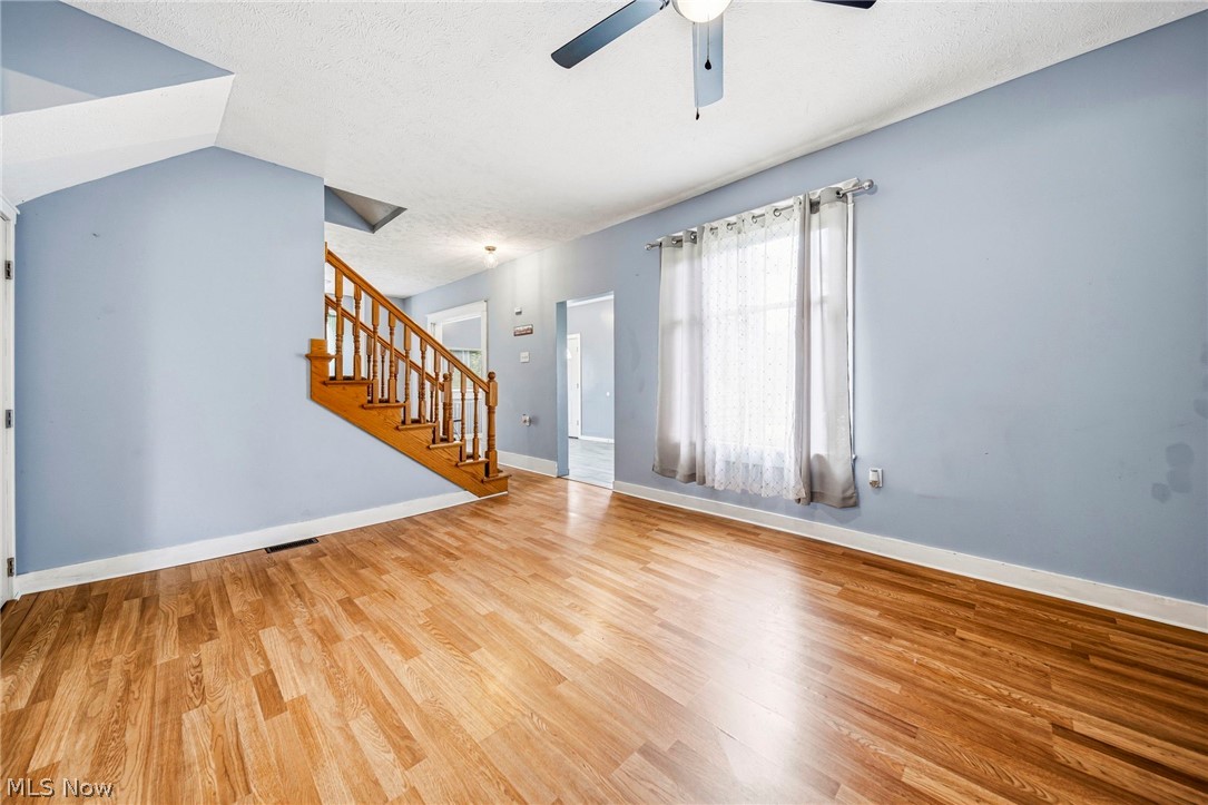 2885 E Water Street Rock Creek OH 44084