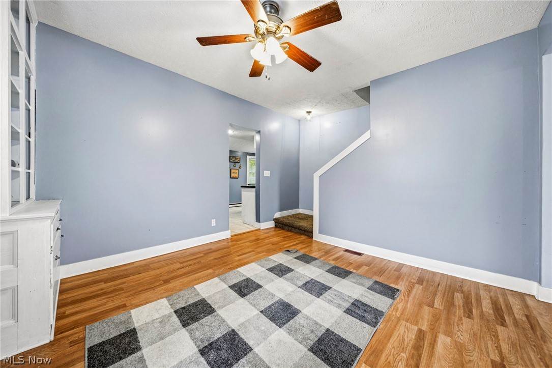 2885 E Water Street Rock Creek OH 44084