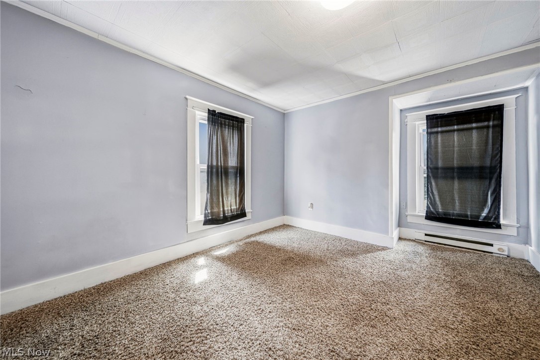 2885 E Water Street Rock Creek OH 44084