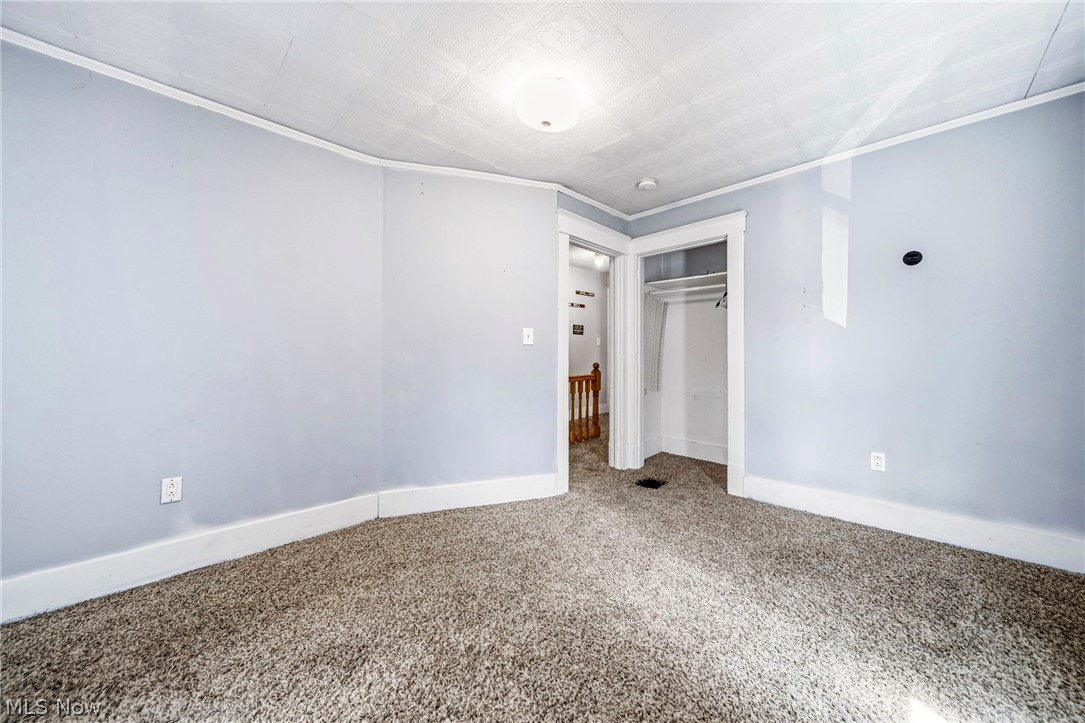 2885 E Water Street Rock Creek OH 44084