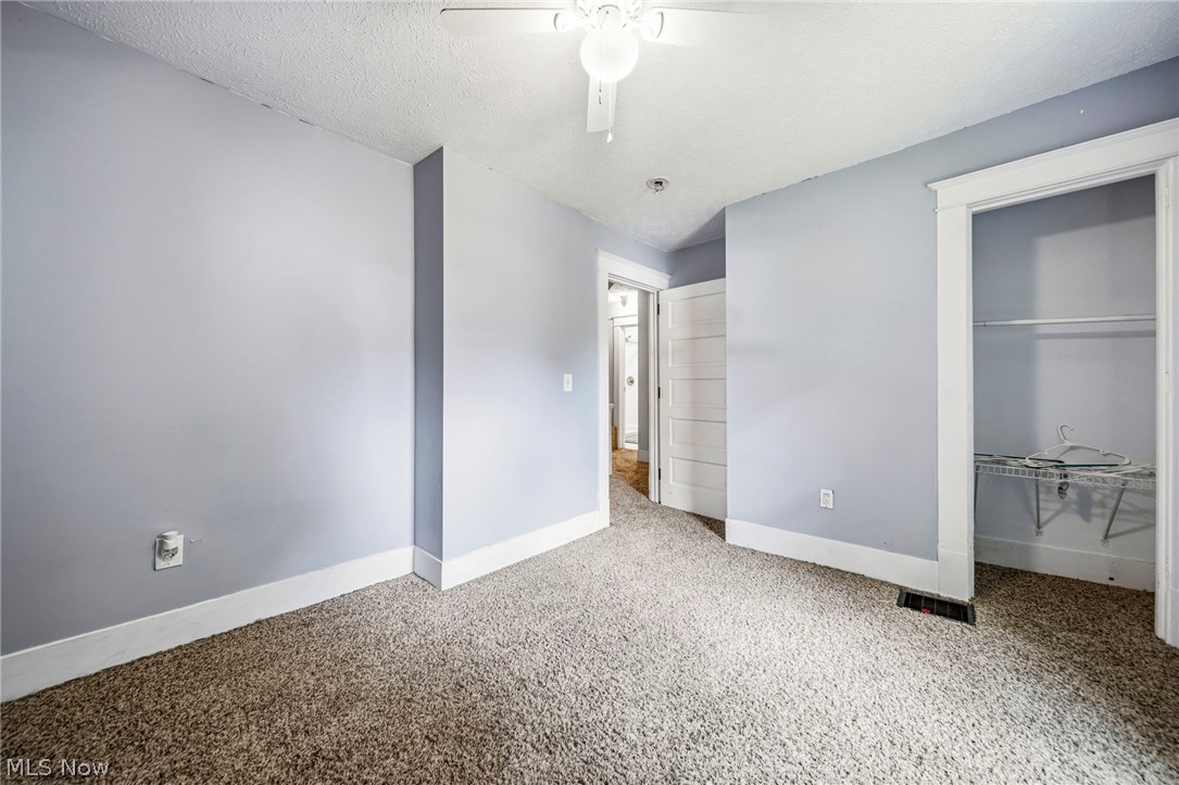 2885 E Water Street Rock Creek OH 44084