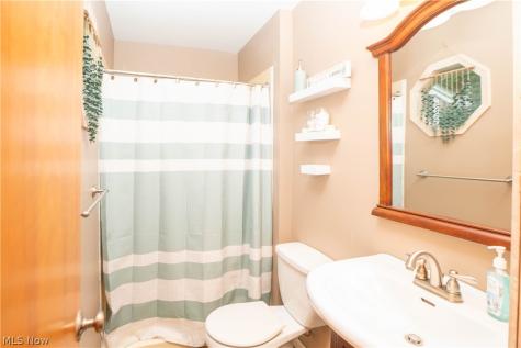 3524 Frawood Drive Uniontown OH 44685