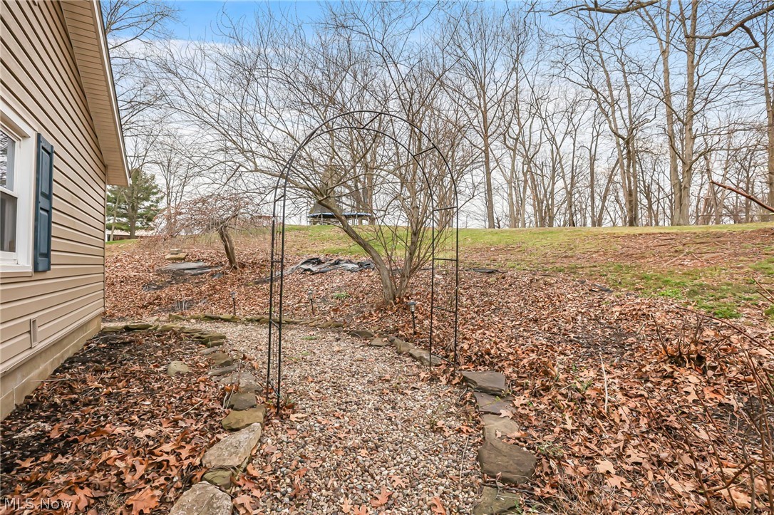 60079 Hickory Trail Senecaville OH 43780