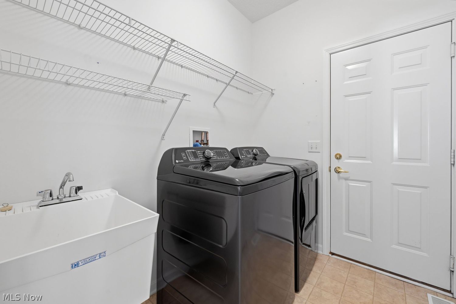 10402 Rock Ledge Way North Royalton OH 44133