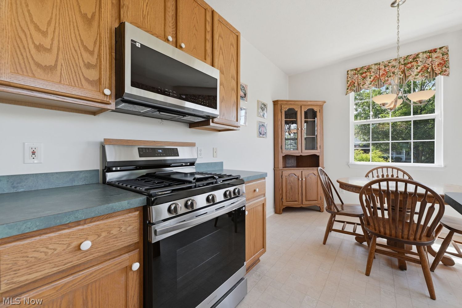 10402 Rock Ledge Way North Royalton OH 44133