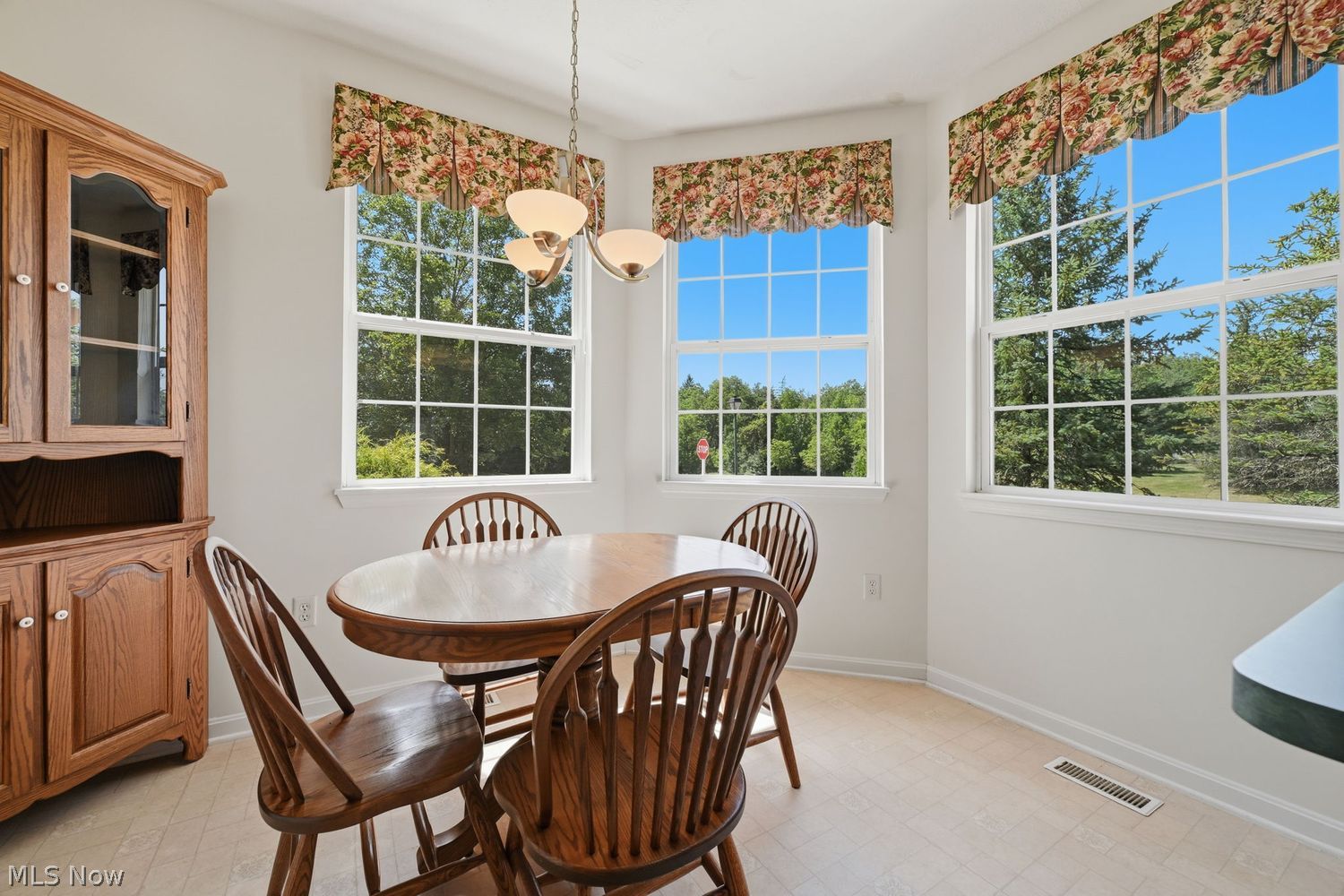 10402 Rock Ledge Way North Royalton OH 44133