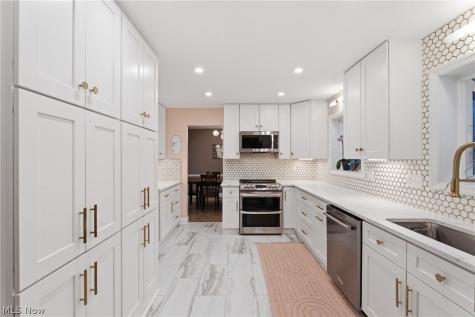 14401 Trenton Avenue Strongsville OH 44136