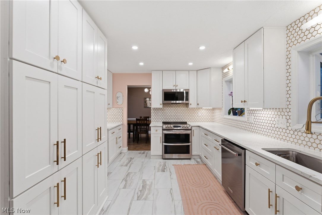 14401 Trenton Avenue Strongsville OH 44136