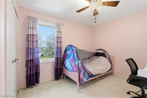 14401 Trenton Avenue Strongsville OH 44136
