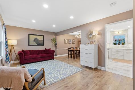 14401 Trenton Avenue Strongsville OH 44136