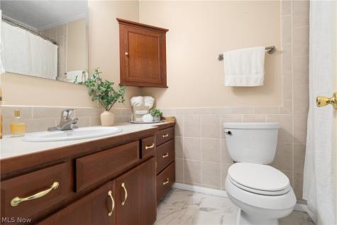 1300 7th Street NE North Canton OH 44720