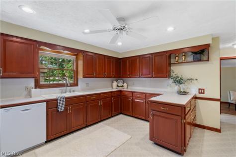 1300 7th Street NE North Canton OH 44720