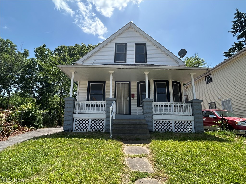 8910 Harris Avenue Cleveland OH 44104